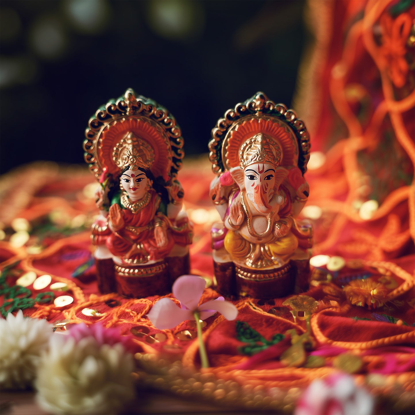 Divine Lakshmi Ganesh Murti – Symbols of Prosperity & Wisdom