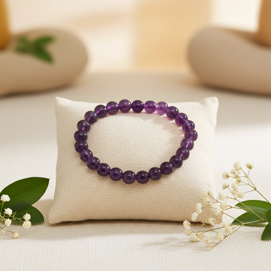 एमेटिस्ट ब्रेसलेट – शांति, सुरक्षा और आध्यात्मिक संतुलन के लिए पवित्र पत्थर