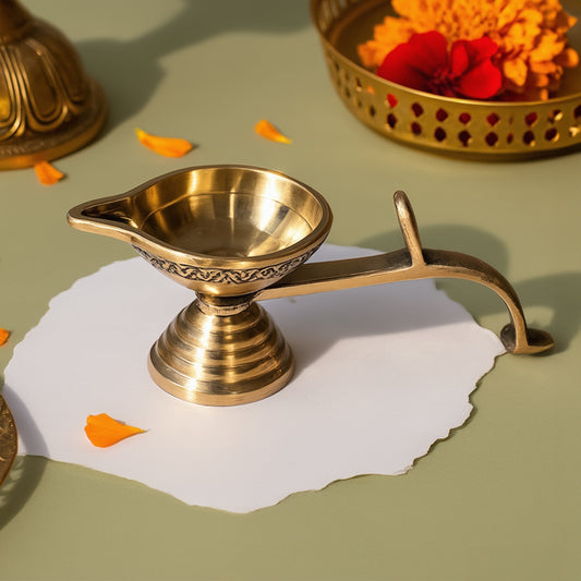 Brass Deepam – Traditional Indian Diya for Puja and Rituals