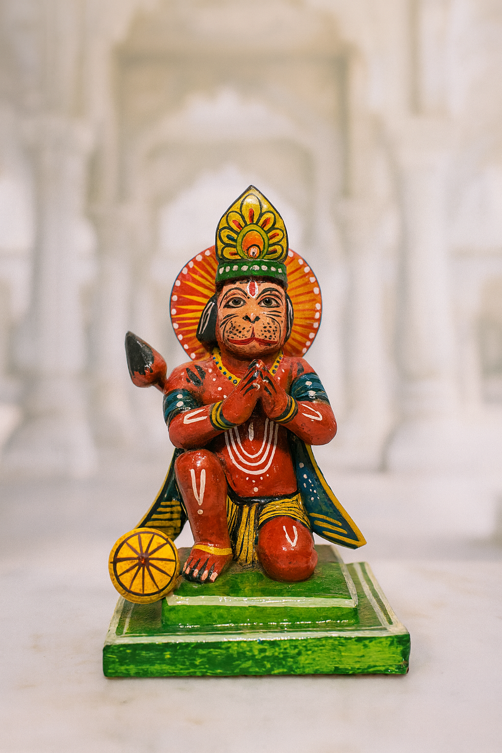Bhakt Shiromani Hanuman – Divine Wooden Idol (15 cm × 9 cm)